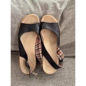 Crocs A Leigh Slingback Wedge Heels Womens Size 9 Black Cork Lightweight Comfort